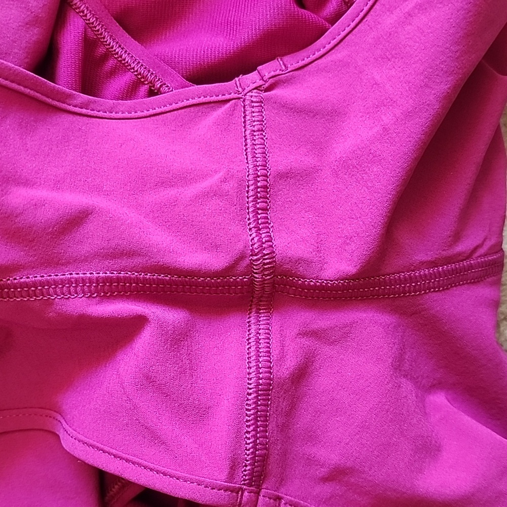 Lululemon Hotty Hot High-Rise Short 2.5" In Ripened Raspberry NWT - Picture 5 of 7